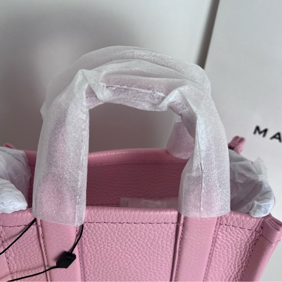 NWT Marc Jacobs Pink Tote Bag - Picture 6 of 6